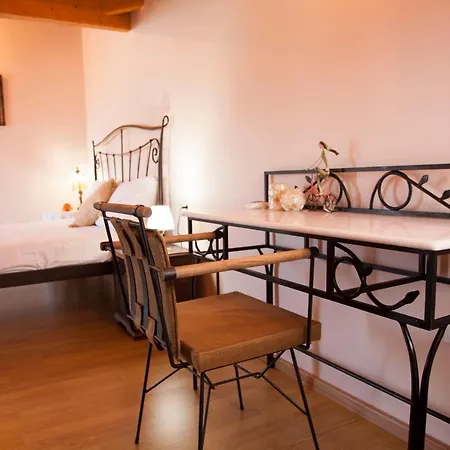 Litos Apartment *
